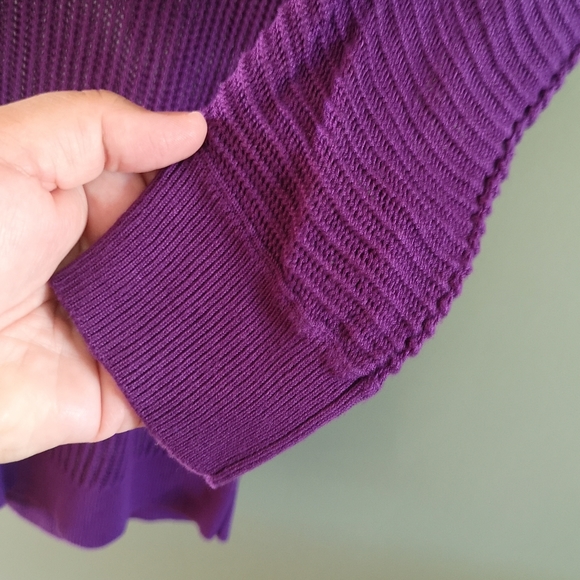 Slinky Sheer Knit Stretchy Slouchy 3/4 Sleeve Sweater Sz M Ricki's Purple. - Picture 5 of 7